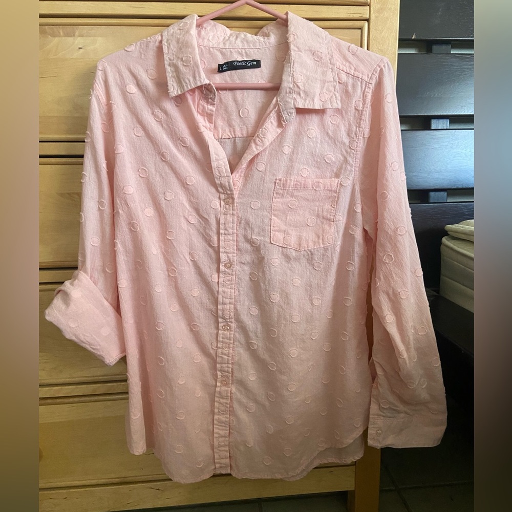 Poetic Gem, pink button up blouse size large, can roll up sleeves to 3/4 length